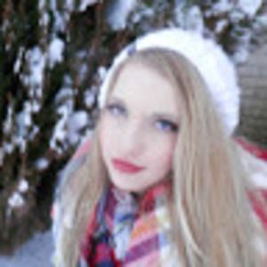 Meet your Posher, Macie